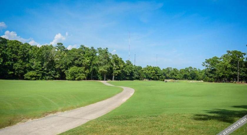 True Blue Golf Resort 帕瓦雷斯岛 外观 照片