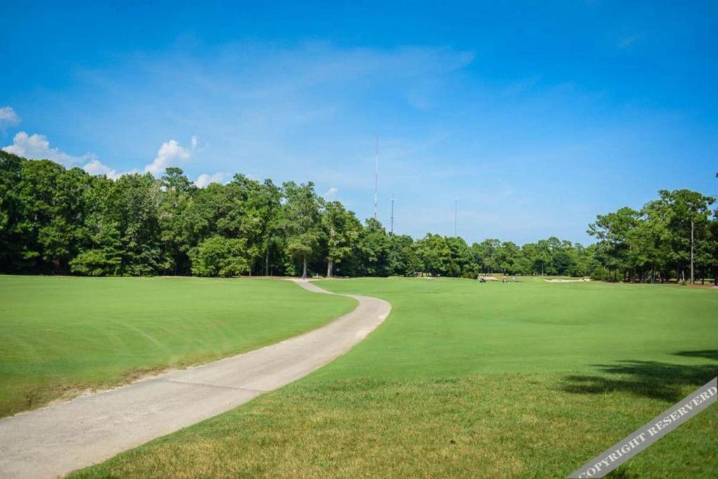 True Blue Golf Resort 帕瓦雷斯岛 外观 照片